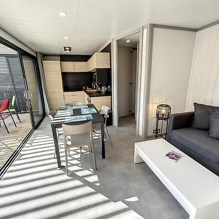 Standing 4 Pers. Avec Piscine Chauffee, Proche Plage, Wifi Inclus - Fr-1-361-514 * Jullouville